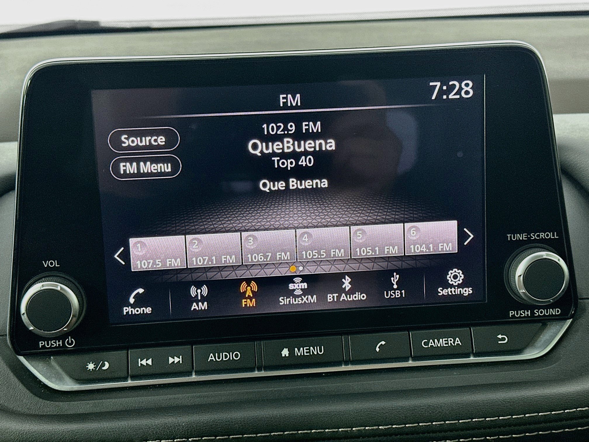 Used 2023 Nissan Rogue S FWD image 21