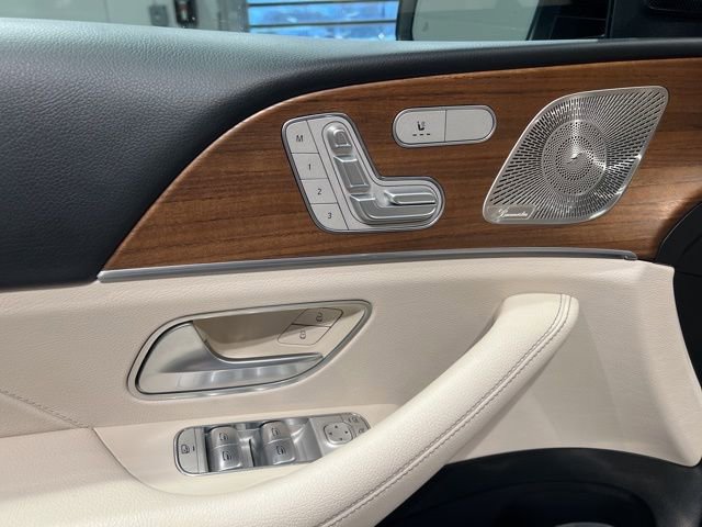 Used 2022 Mercedes-Benz GLE 350 4MATIC w/ Premium Package image 19