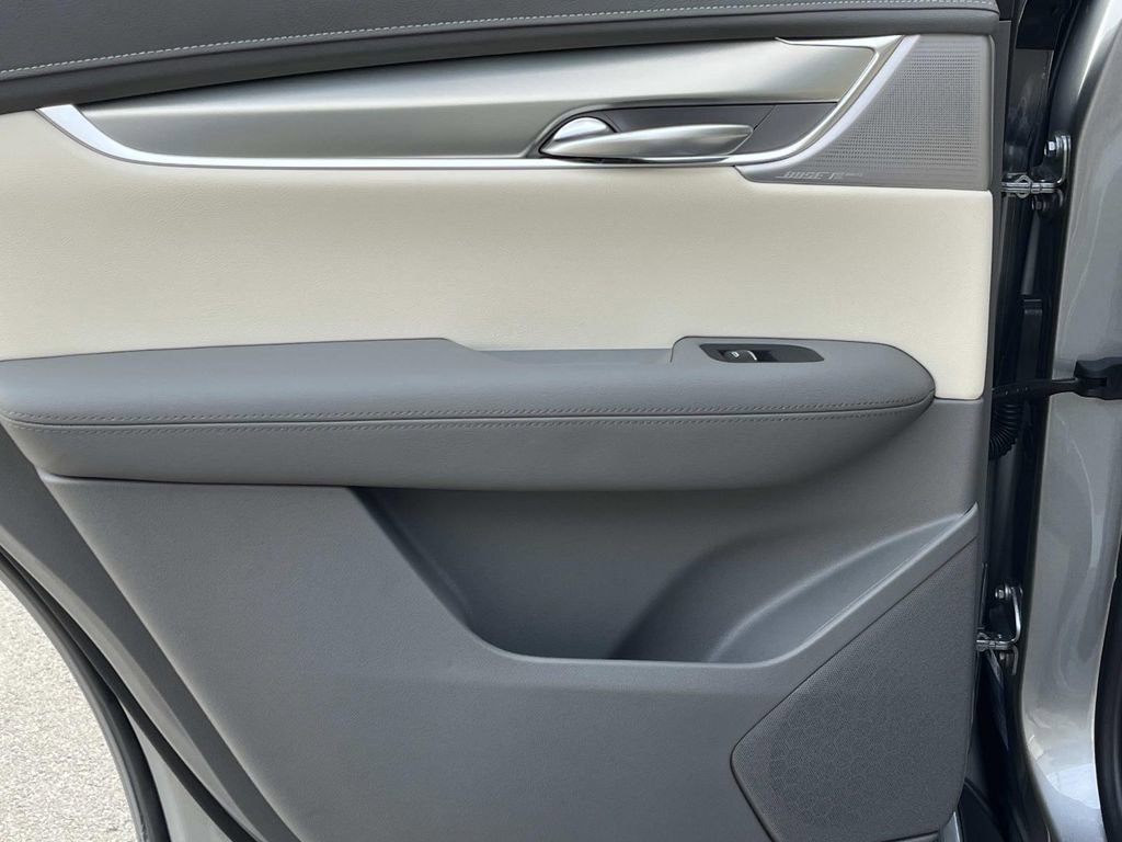 New 2026 Cadillac XT5 Premium Luxury w/ Driver Assist Package FWD image 20