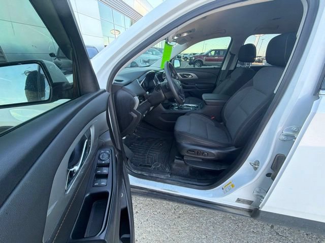 Used 2020 Chevrolet Traverse LT AWD/4WD image 16