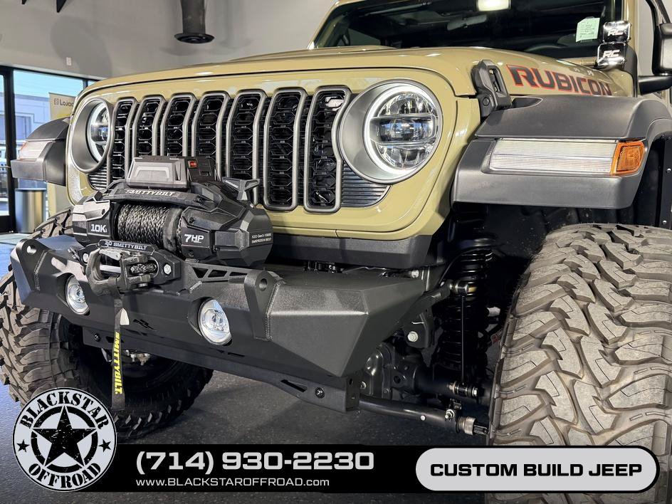 Used 2025 Jeep Wrangler Unlimited Rubicon AWD/4WD image 5