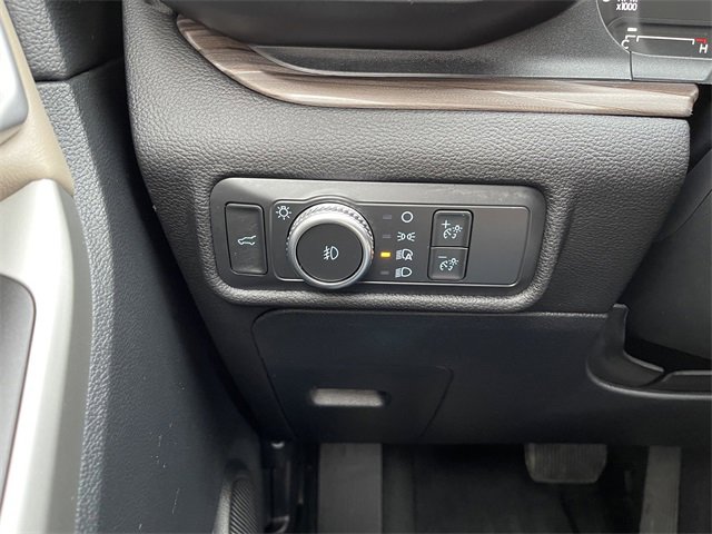 Used 2022 Ford Explorer Limited w/ Equipment Group 301A image 18