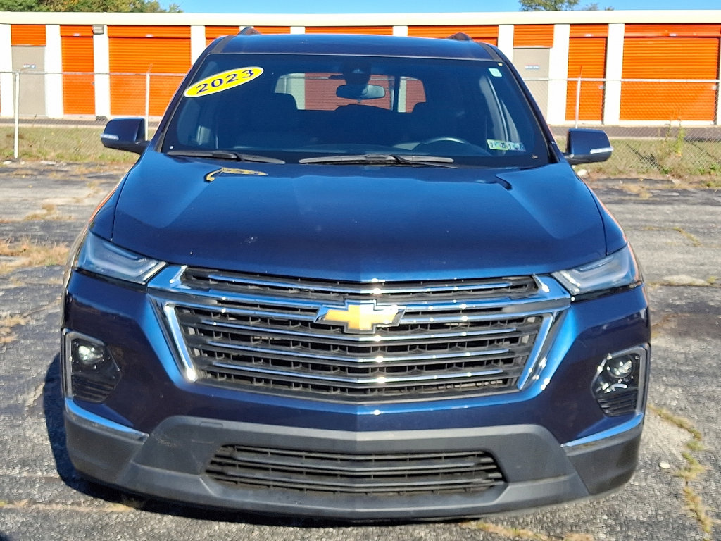 Used 2023 Chevrolet Traverse LT image 8