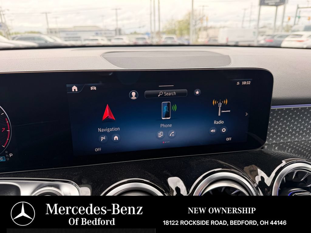 New 2026 Mercedes-Benz GLB 250 4MATIC image 14