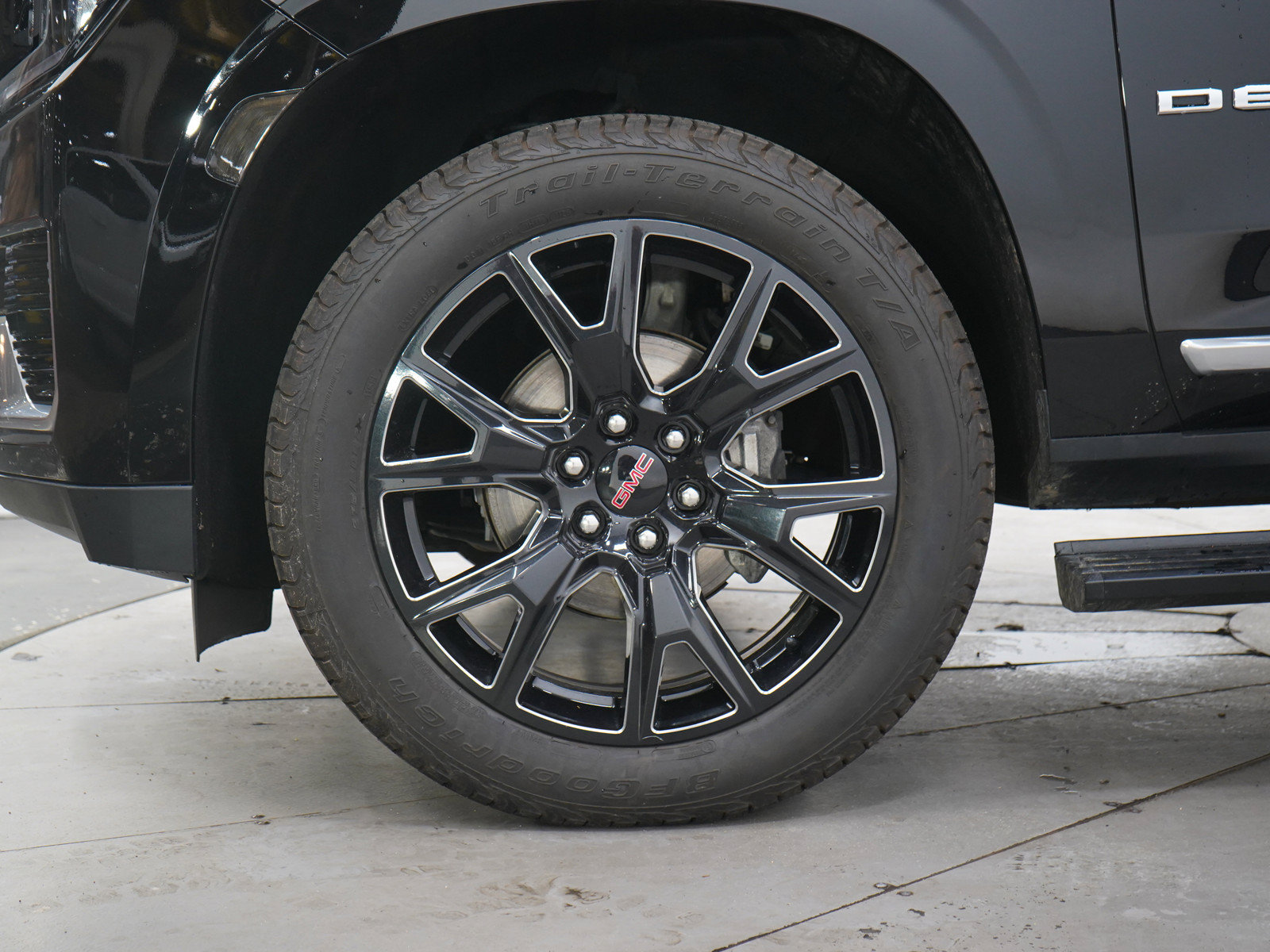 Used 2023 GMC Yukon Denali w/ Max Trailering Package AWD/4WD image 33