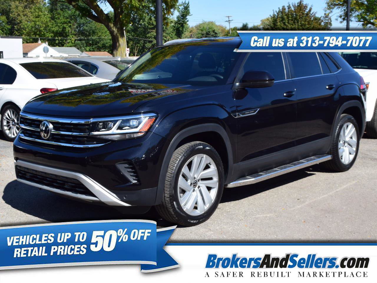 Used 2022 Volkswagen Atlas Cross Sport SE image 1