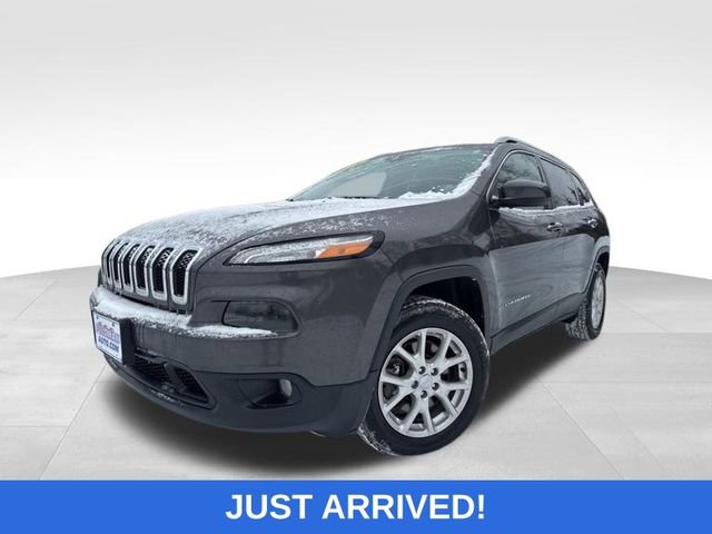 Used 2018 Jeep Cherokee Latitude w/ Cold Weather Group