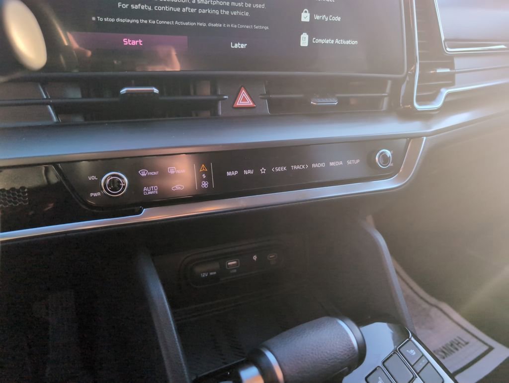 Used 2023 Kia Sportage EX image 21