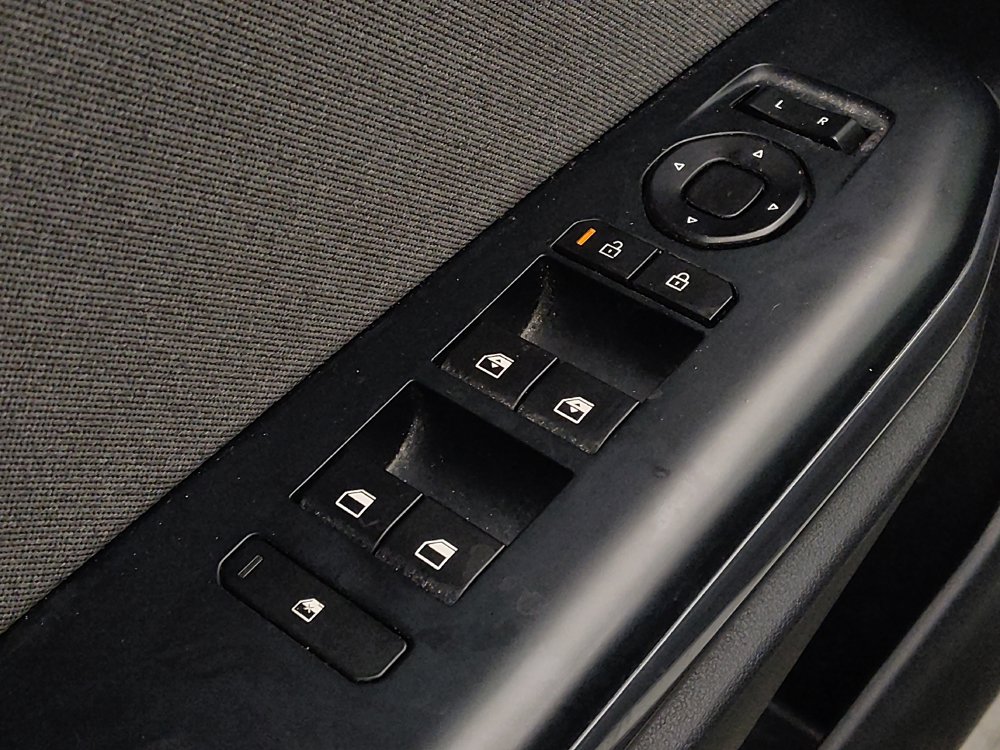 Used 2025 Kia K4 EX FWD image 27