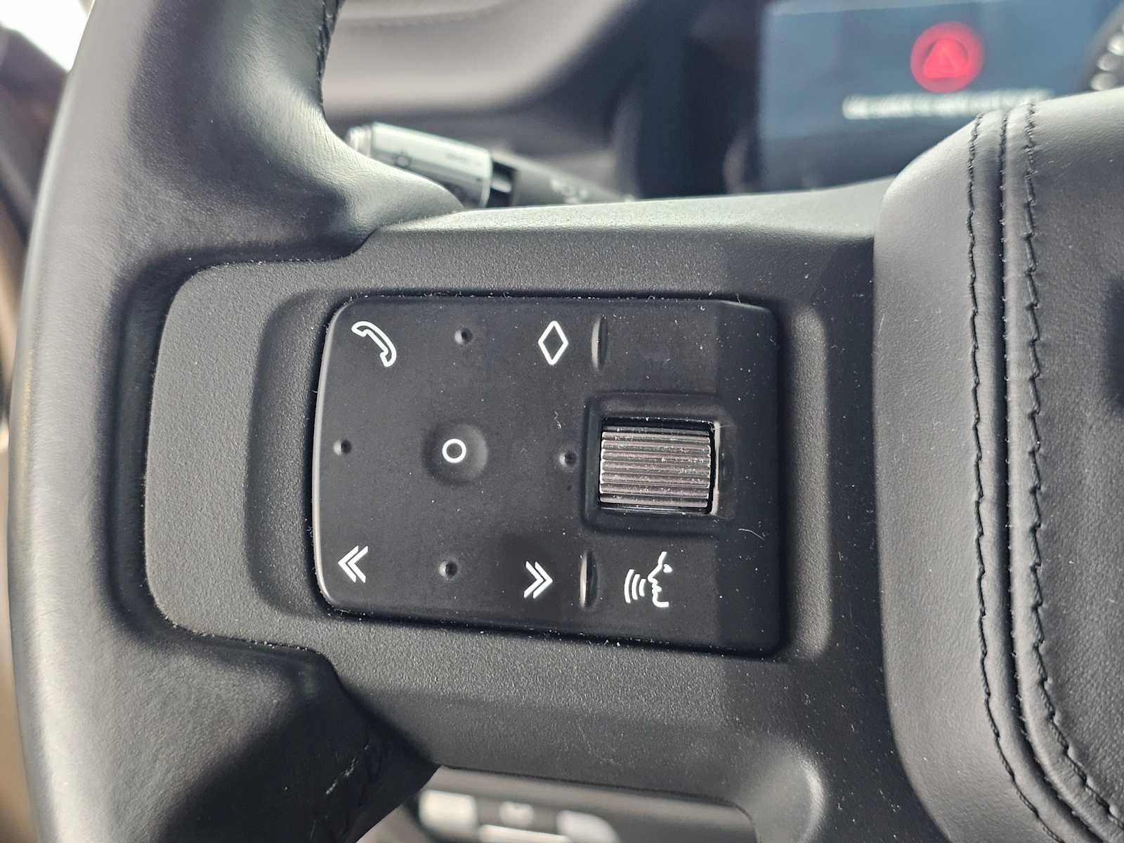 Used 2020 Land Rover Defender 110 X AWD/4WD image 30