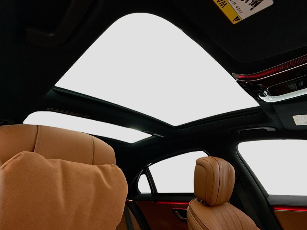 Certified 2023 Mercedes-Benz S 580e 4MATIC Sedan image 17