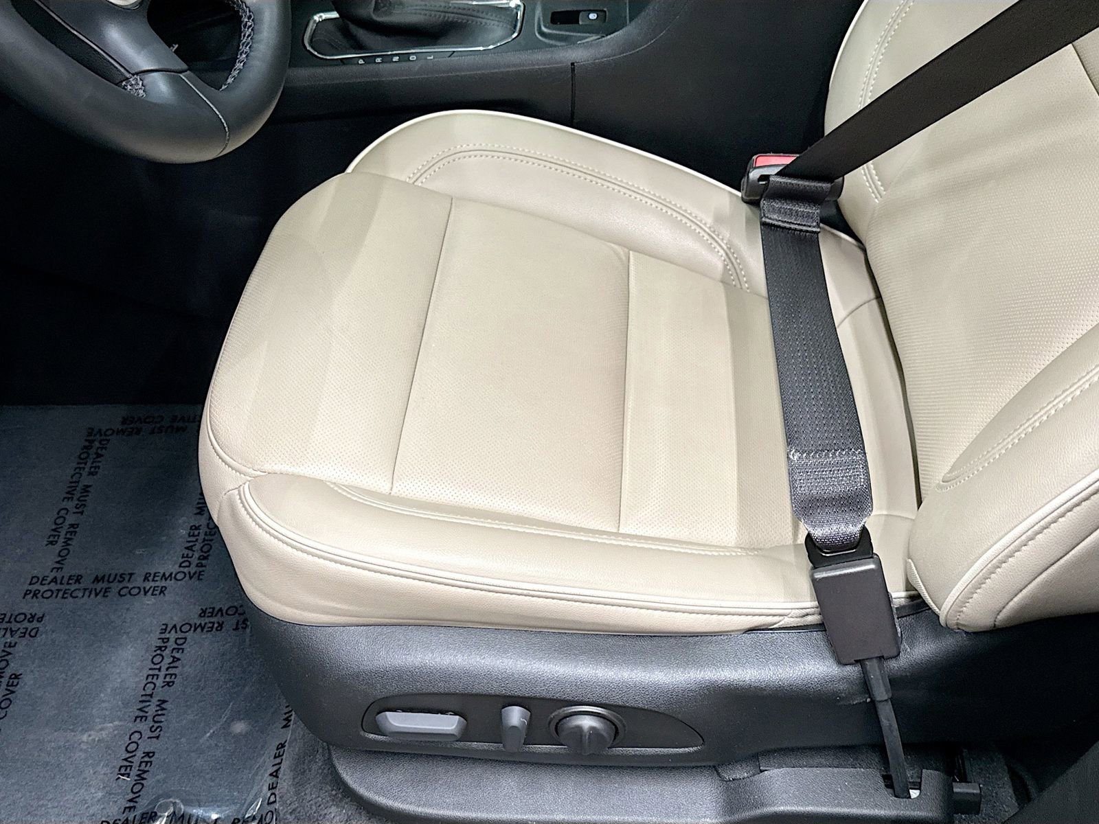 Certified 2023 Chevrolet Traverse Premier AWD/4WD image 23