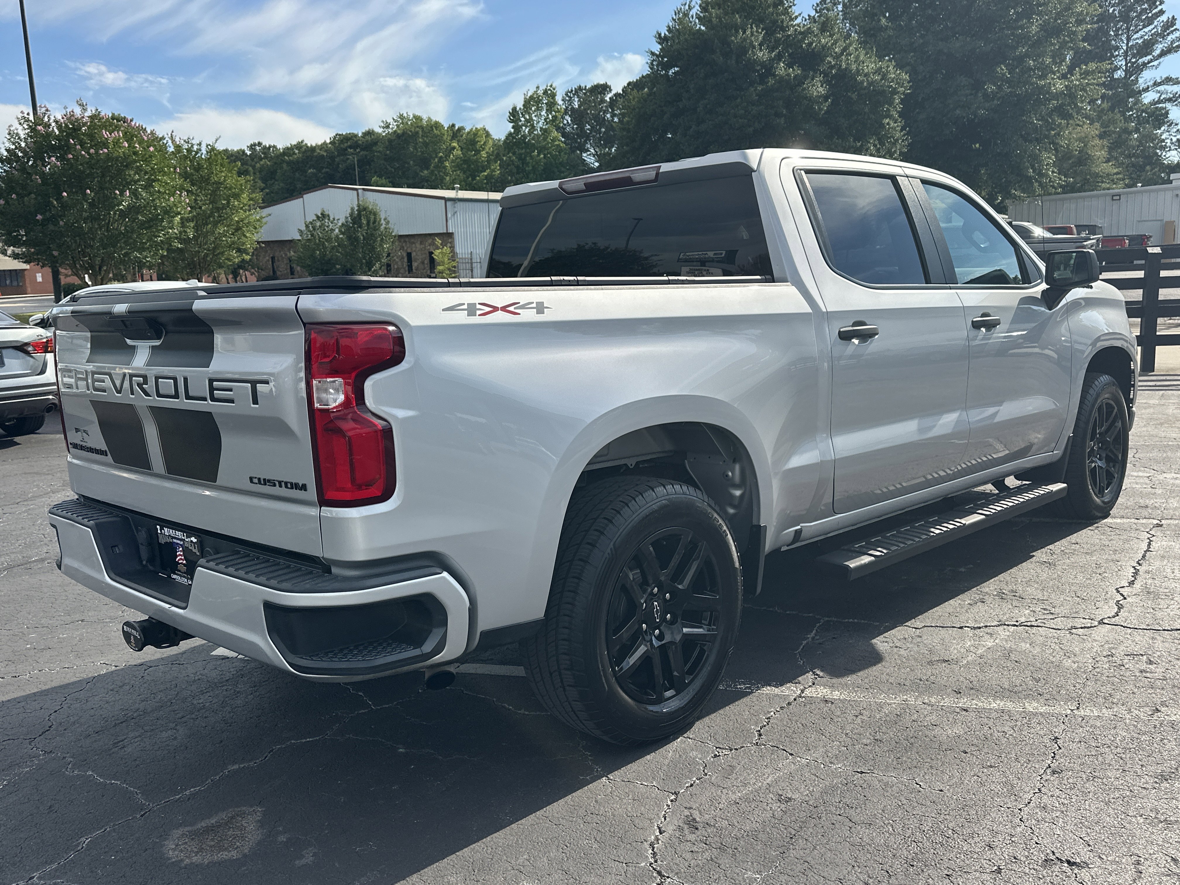 Used 2020 Chevrolet Silverado 1500 Custom w/ Rally Edition AWD/4WD image 8