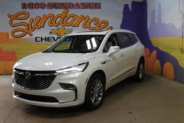 Used 2023 Buick Enclave Avenir w/ Avenir Technology Package AWD/4WD image 2