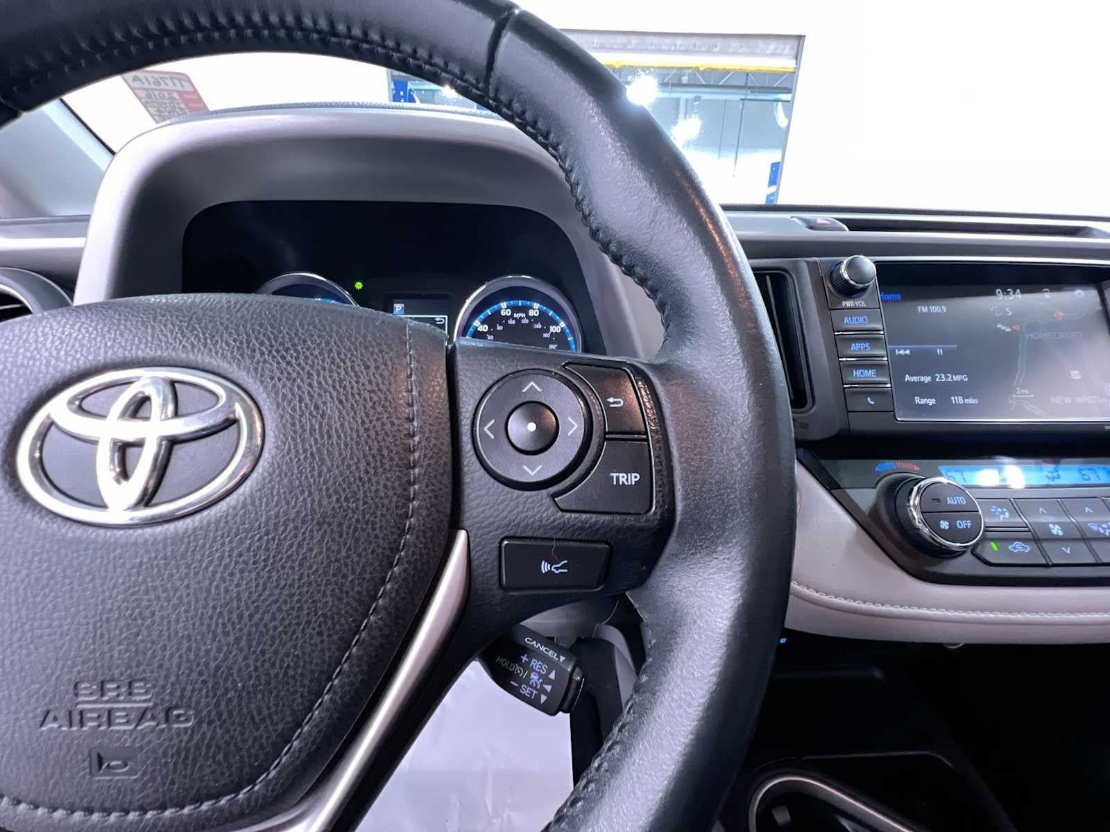 Used 2016 Toyota RAV4 XLE w/ Convenience Package AWD/4WD image 21