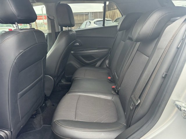 Used 2019 Chevrolet Trax LT w/ LT Convenience Package image 10