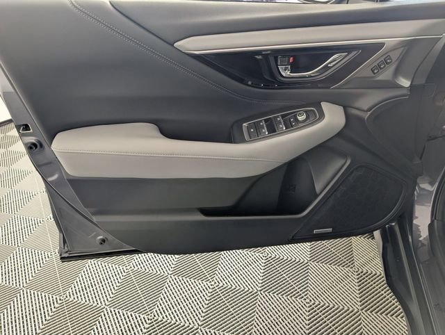 Used 2025 Subaru Outback Limited w/ Popular Package #2 image 10