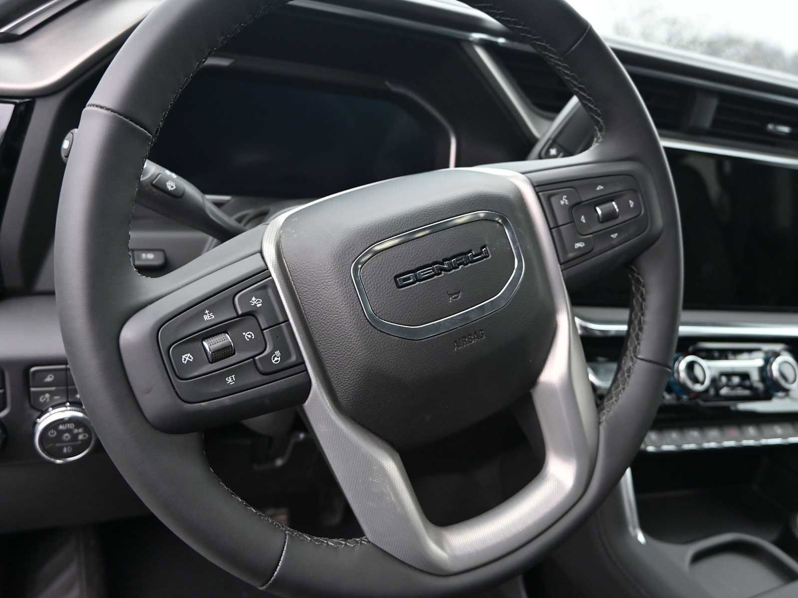 New 2026 GMC Sierra 2500 Denali w/ Denali Reserve Package image 11