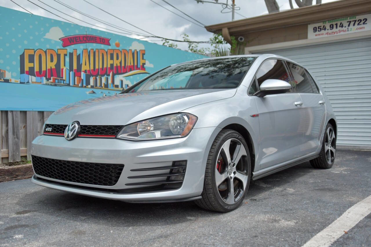 Used 2017 Volkswagen GTI S FWD image 4