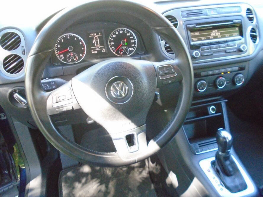 Used 2013 Volkswagen Tiguan S image 12