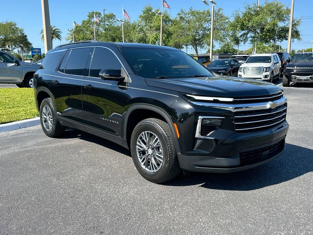 Certified 2024 Chevrolet Traverse LT w/ LPO, Floor Liner Package AWD/4WD image 3