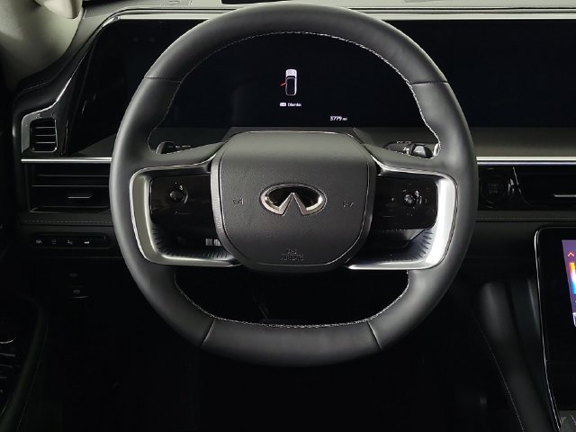 Certified 2026 INFINITI QX80 Luxe RWD image 12
