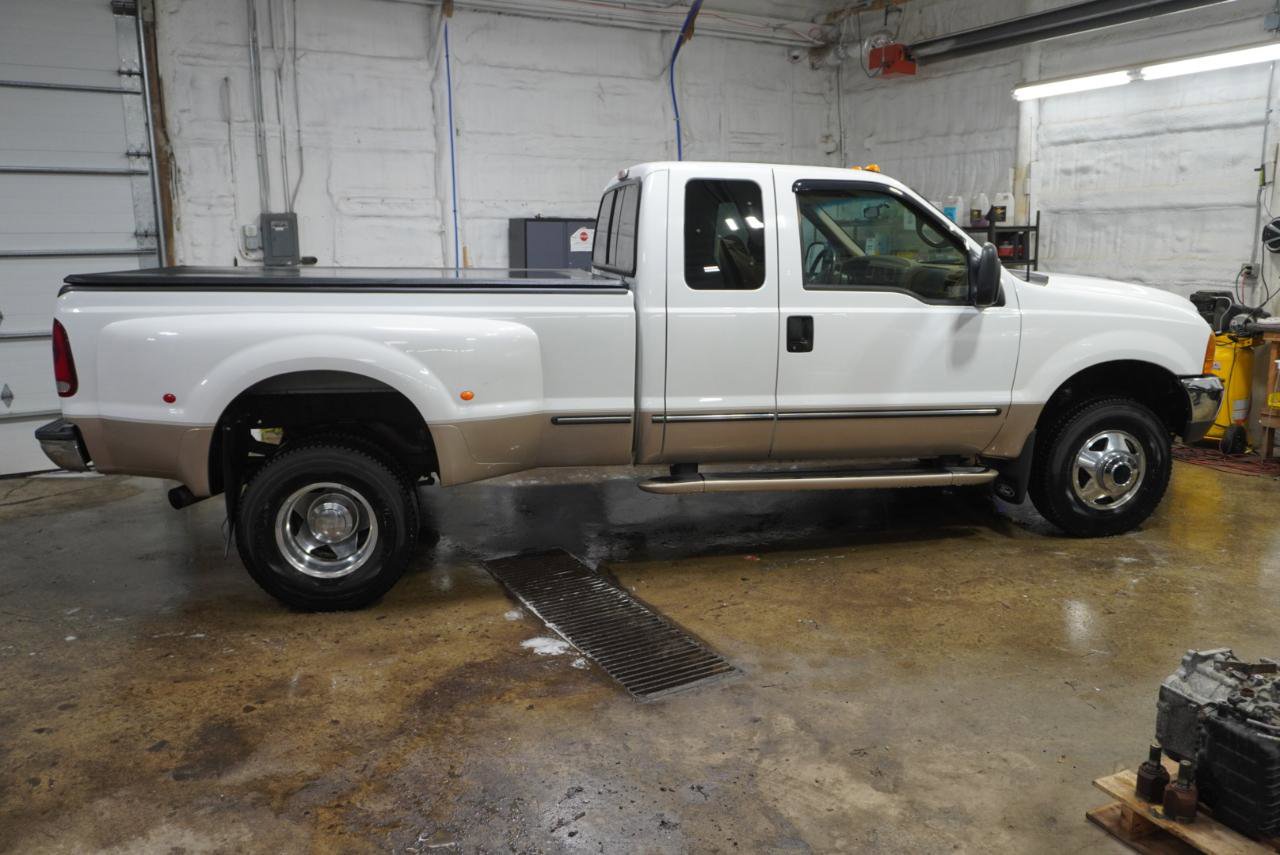 Used 1999 Ford F350 XL image 5