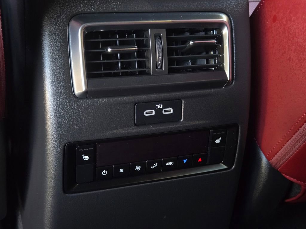 Certified 2025 MAZDA CX-70 Plug-In Hybrid w/ Premium Plus AWD/4WD image 14