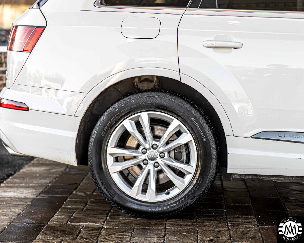 Used 2017 Audi Q7 3.0T Premium Plus image 11