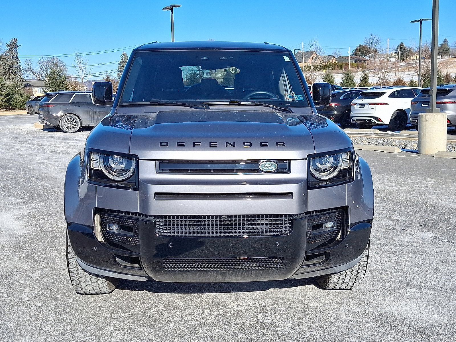 Used 2024 Land Rover Defender 110 X-Dynamic SE image 6