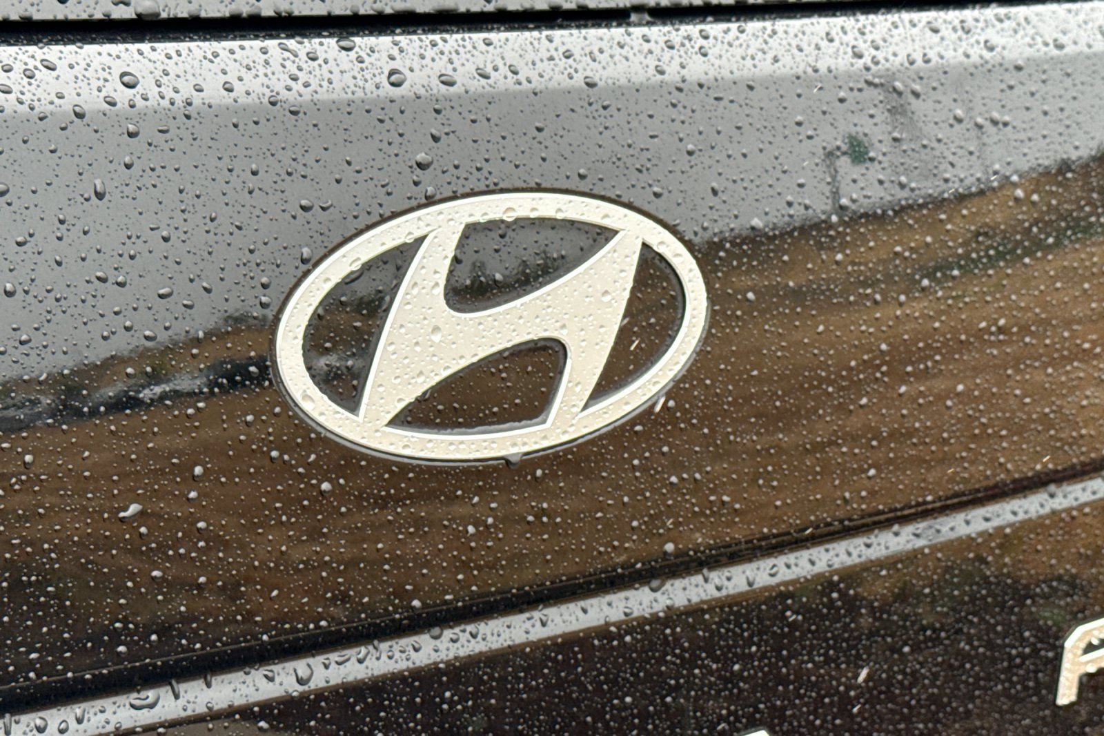 Used 2024 Hyundai Santa Fe Limited AWD/4WD image 33