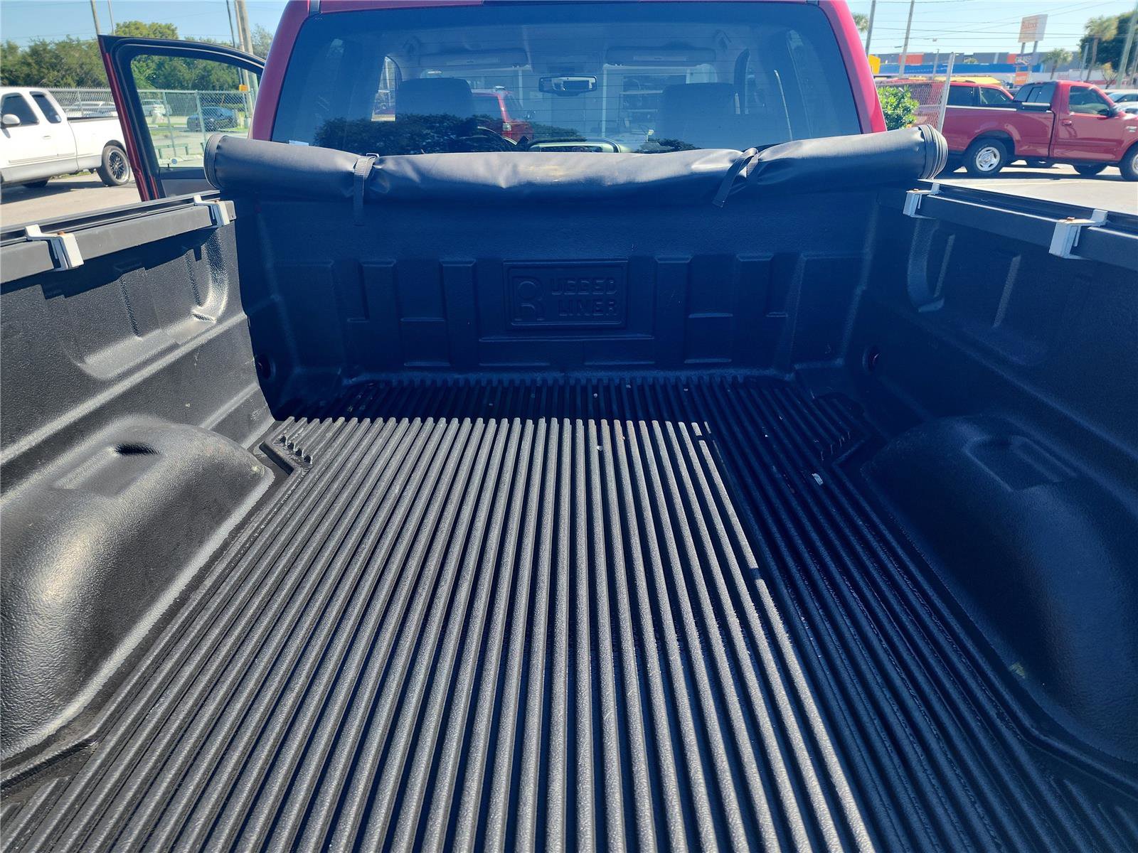 Used 2018 GMC Sierra 1500 SLT w/ SLT Premium Package image 23