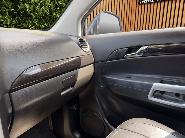Used 2014 Chevrolet Captiva Sport LTZ FWD image 32