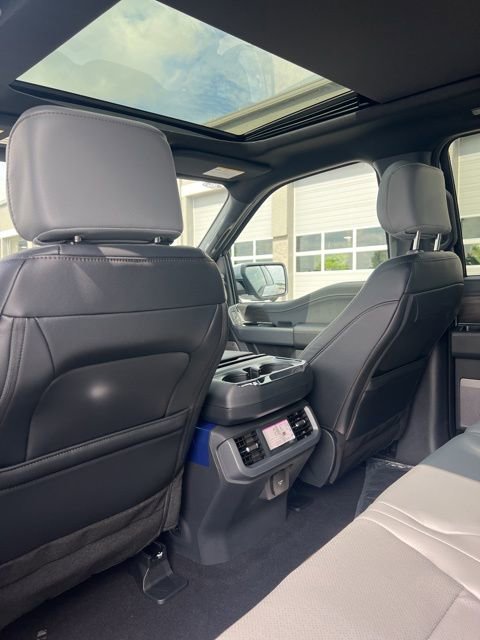 New 2025 Ford F150 Lightning Lariat image 37