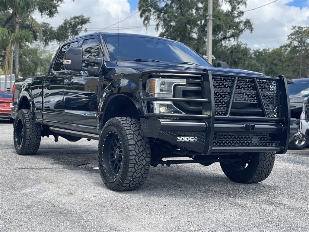Used 2020 Ford F350 Platinum w/ FX4 Off-Road Package AWD/4WD image 15
