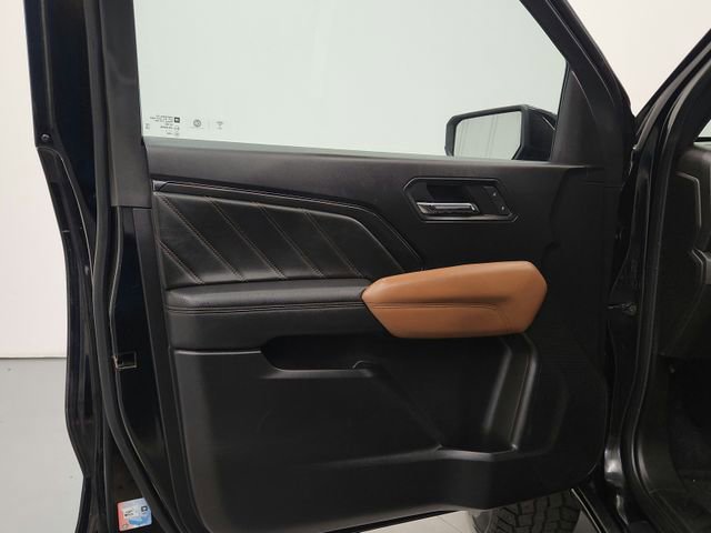 Used 2023 GMC Canyon AT4 image 19