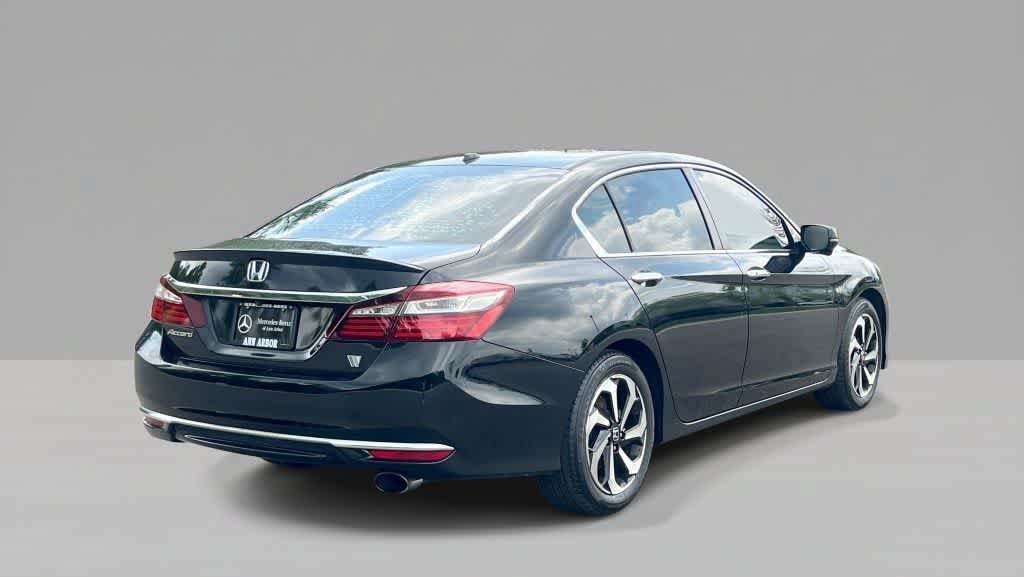 Used 2017 Honda Accord EX-L image 5