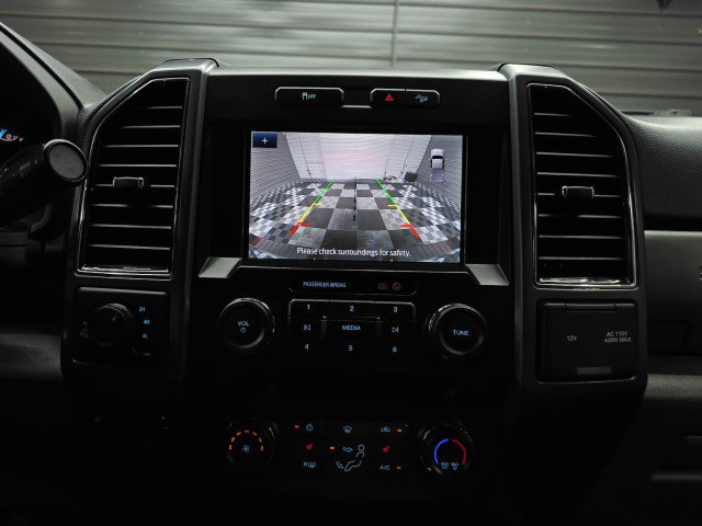 Used 2022 Ford F350 XLT w/ XLT Premium Package AWD/4WD image 28