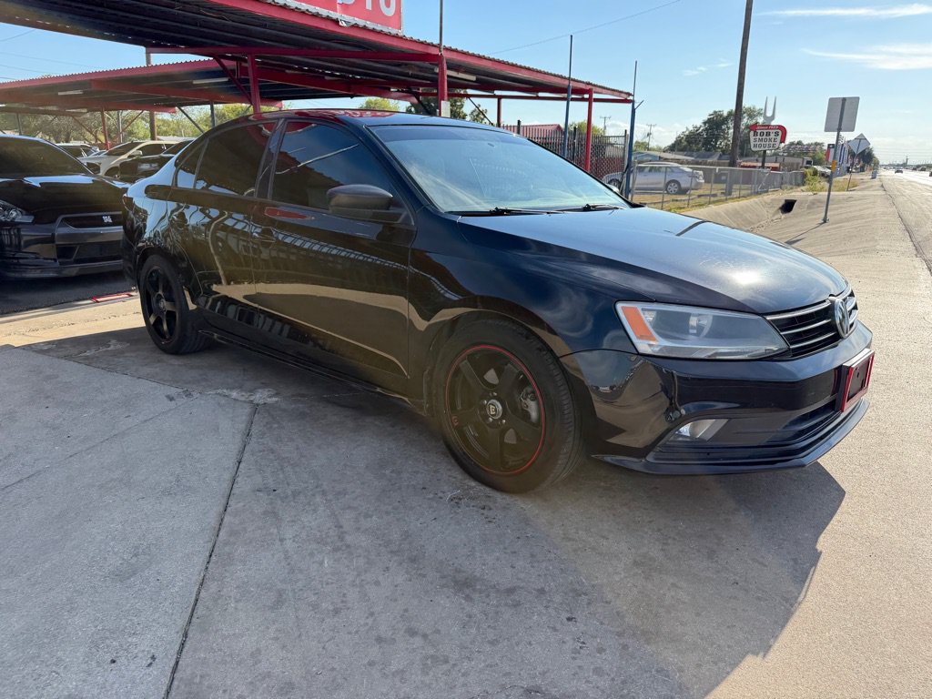Used 2015 Volkswagen Jetta Sport FWD image 10