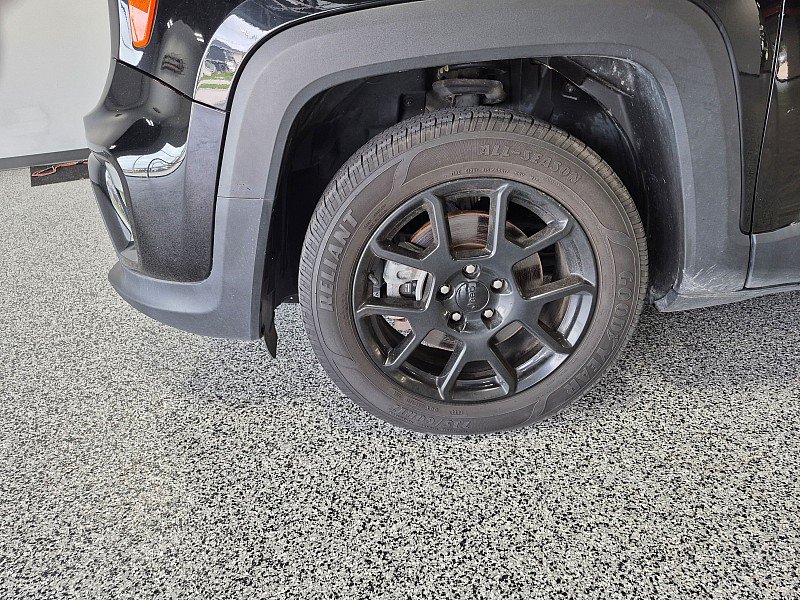 Used 2019 Jeep Renegade Altitude w/ Quick Order Package 2XM FWD image 39