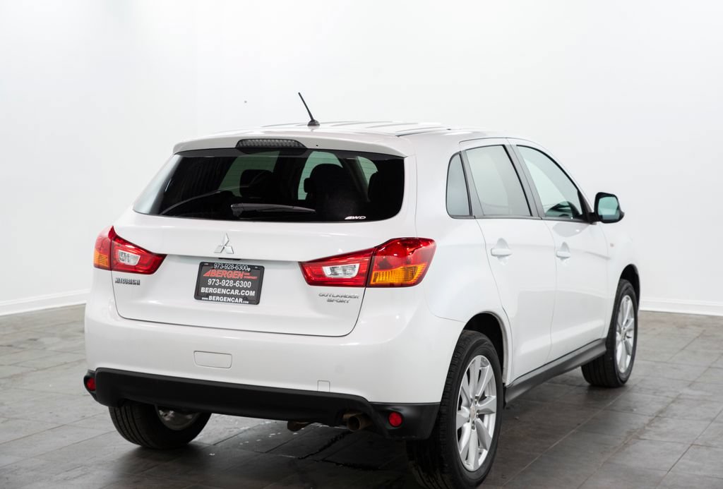 Used 2015 Mitsubishi Outlander Sport ES AWD/4WD image 13