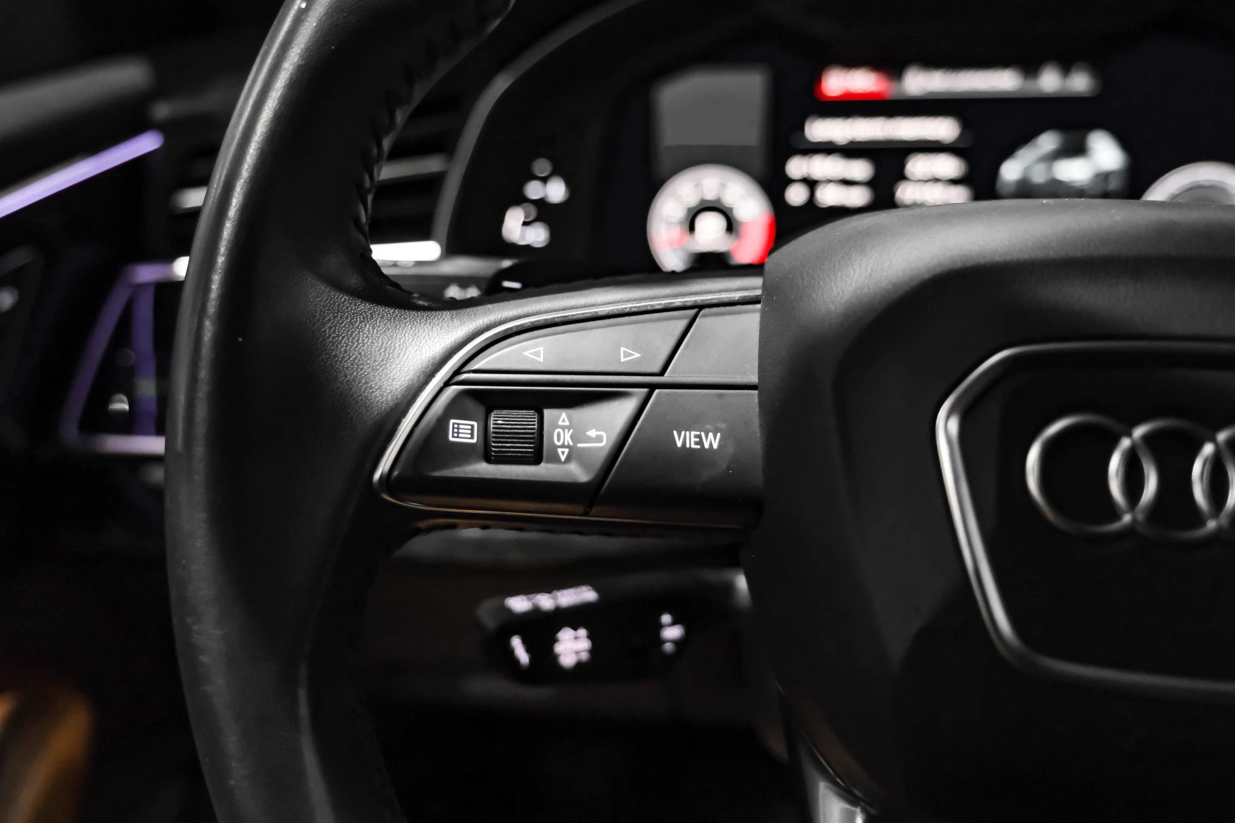 Used 2019 Audi Q8 Prestige w/ Year 1 Package AWD/4WD image 15