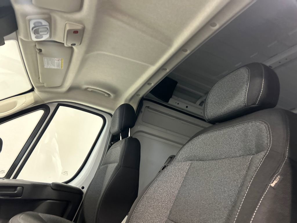New 2025 RAM ProMaster 2500 w/ Convenience Group FWD image 23