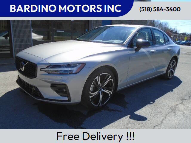 Used 2025 Volvo S60 B5 Core AWD/4WD image 1