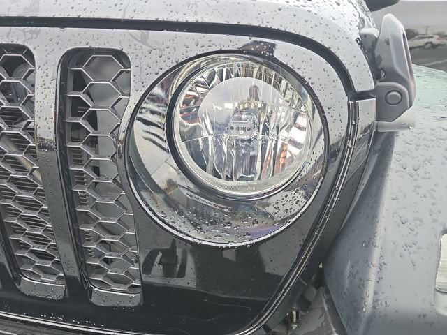 Used 2024 Jeep Wrangler Sport S image 34