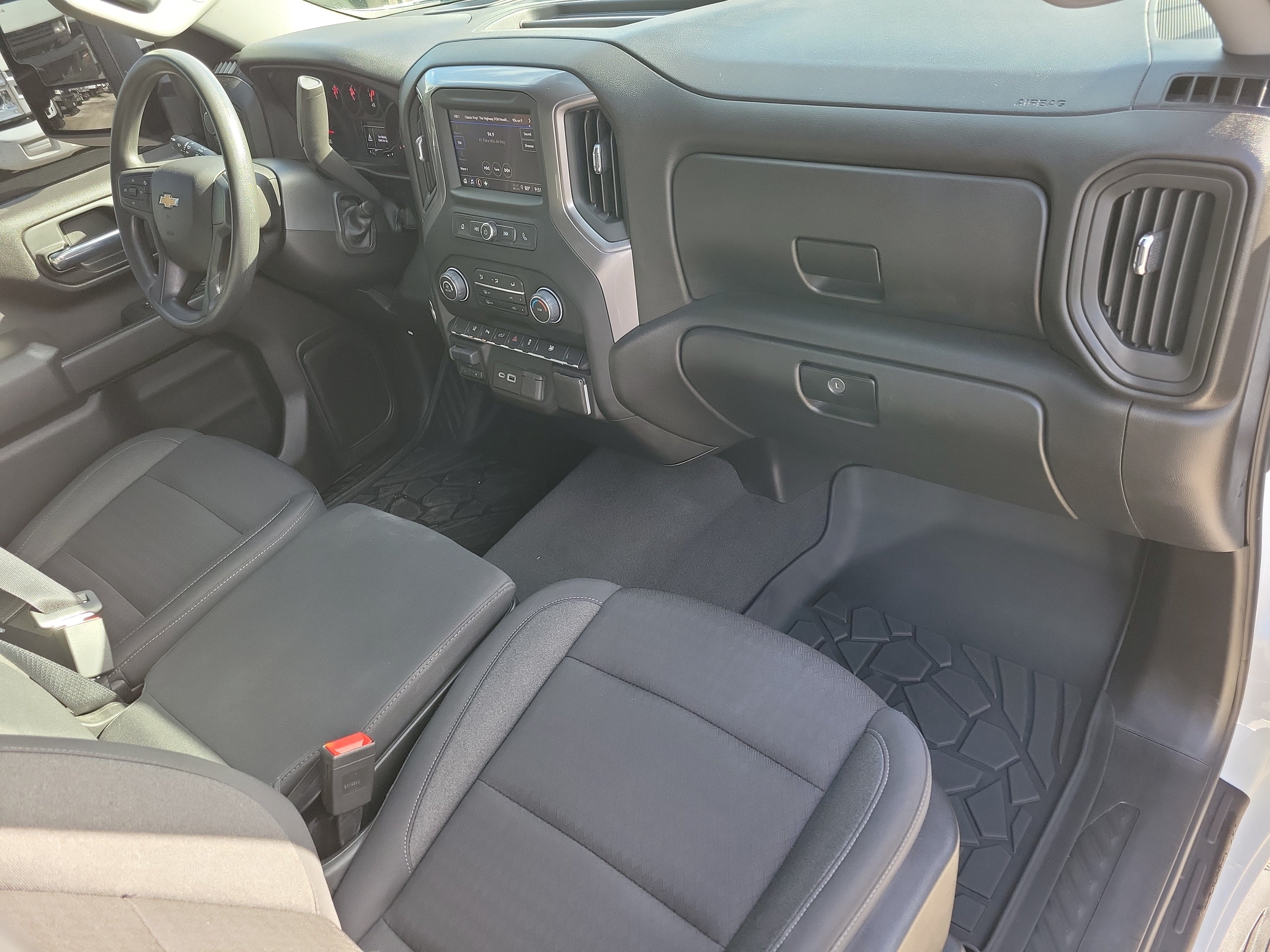 Used 2024 Chevrolet Silverado 2500 Custom w/ Custom Value Package AWD/4WD image 10