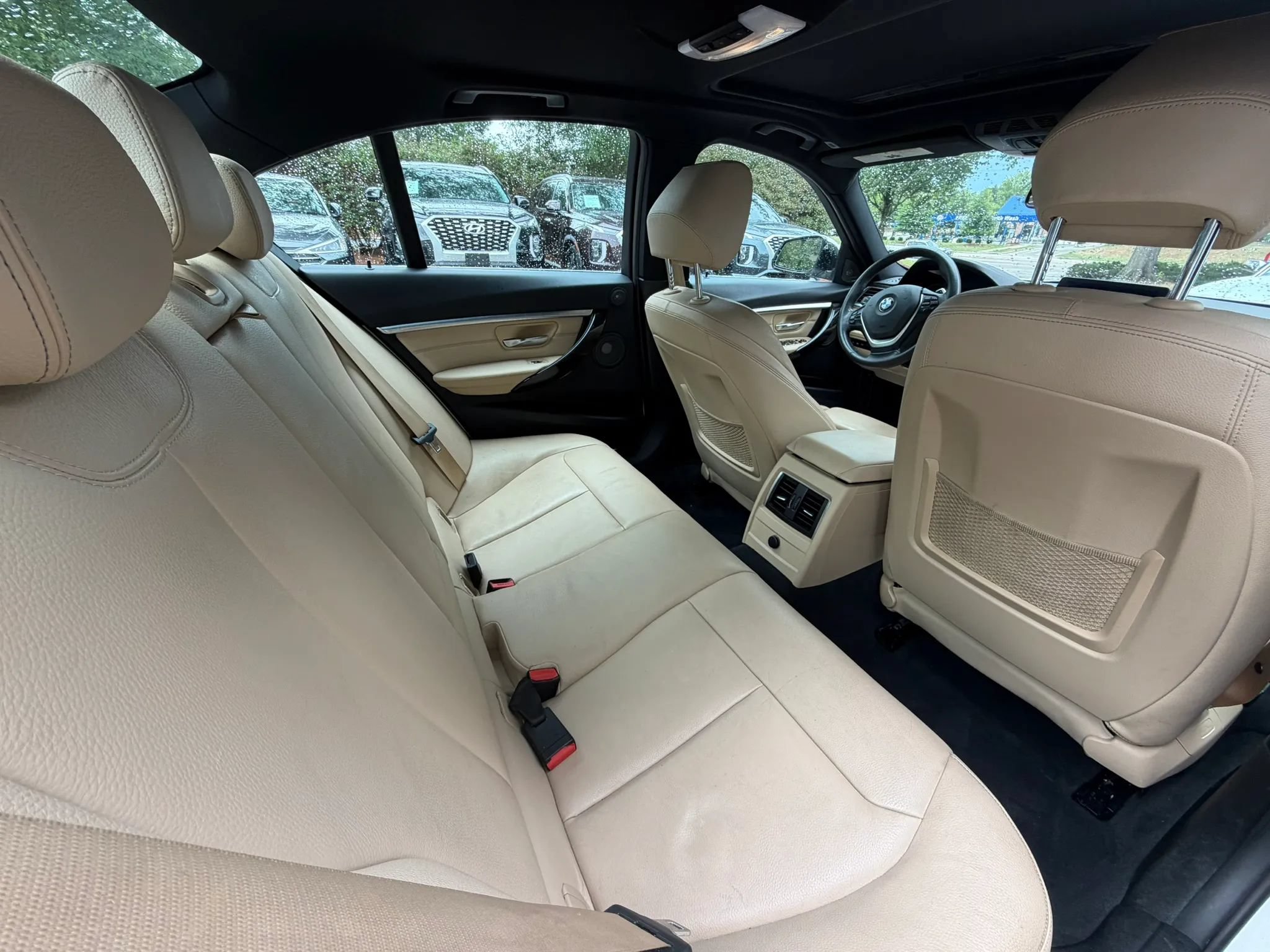 Used 2018 BMW 330i xDrive Sedan w/ Executive Package AWD/4WD image 14