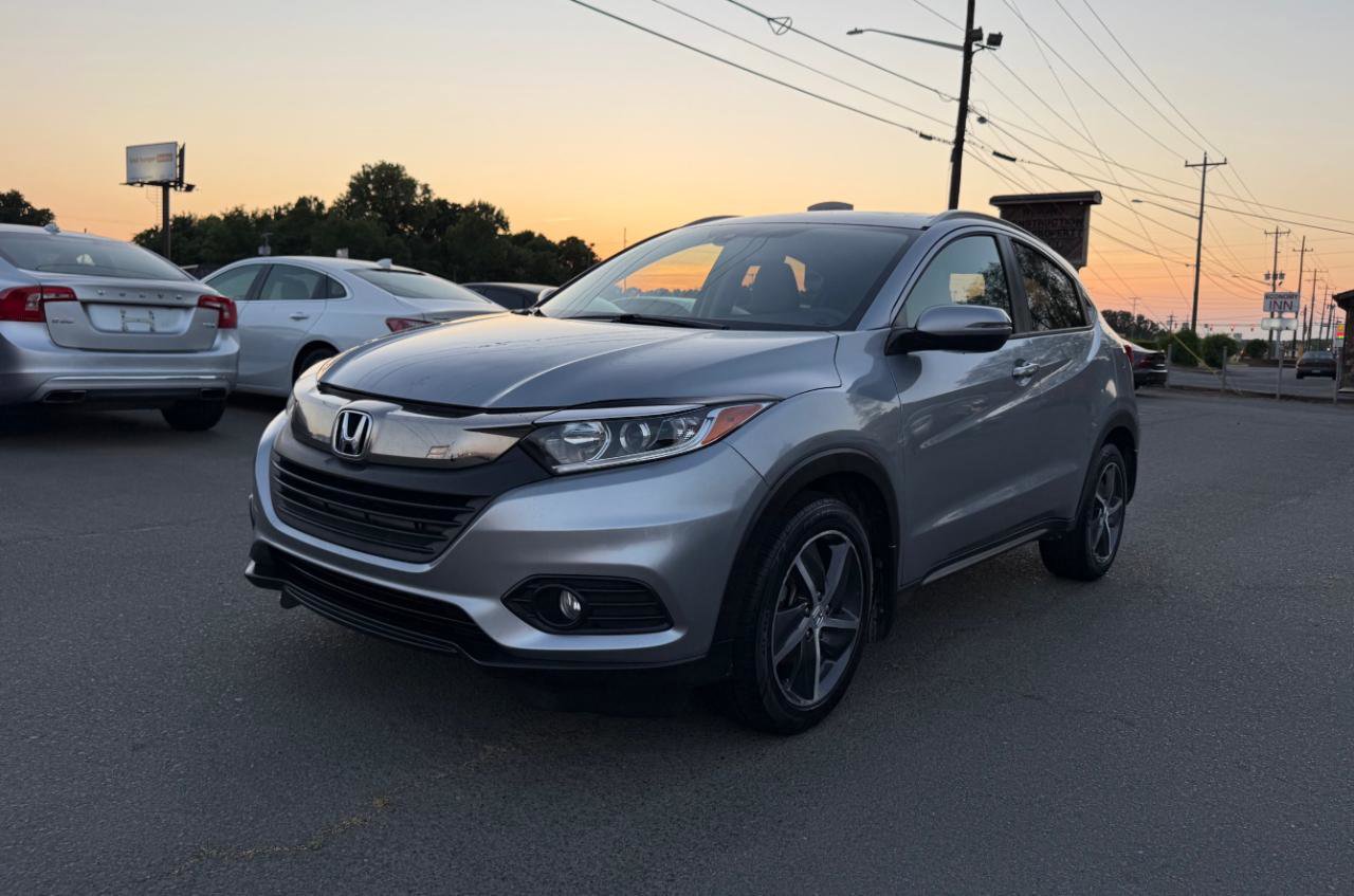 Used 2021 Honda HR-V EX image 3