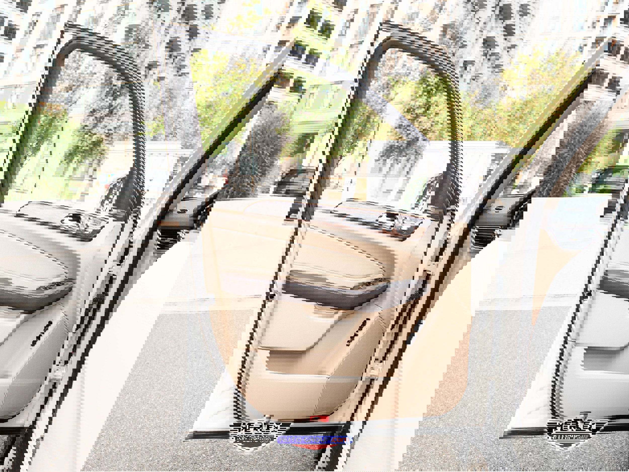 Used 2019 Mercedes-Benz GLS 450 4MATIC w/ Premium 1 Package image 45