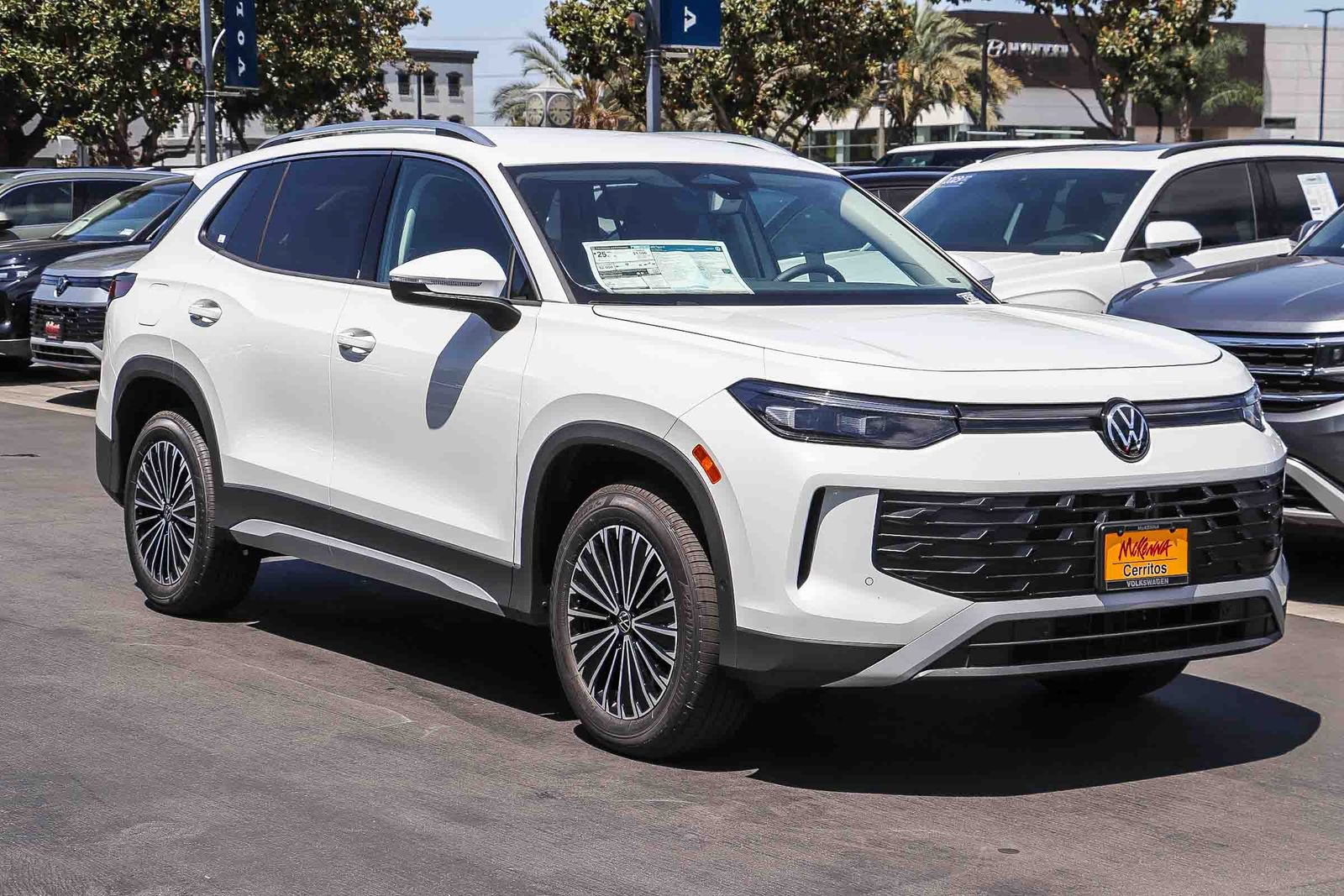 New 2026 Volkswagen Tiguan S AWD/4WD image 3